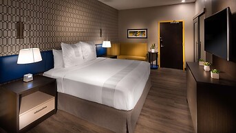 GLō Best Western Lexington