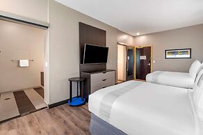 GLō Best Western Lexington