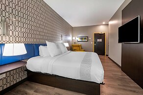 GLō Best Western Lexington