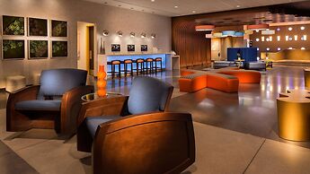 GLō Best Western Lexington