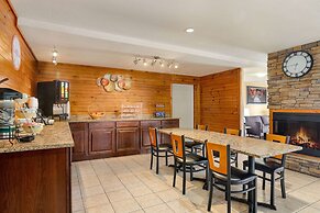 Howard Johnson by Wyndham Pigeon Forge