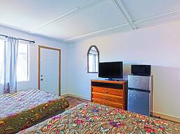 Country Hearth Inn & Suites By OYO Sturgis