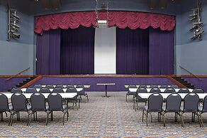 Baymont by Wyndham Metropolis