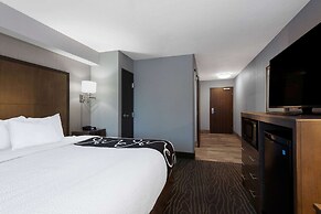 La Quinta Inn & Suites by Wyndham Anchorage Airport