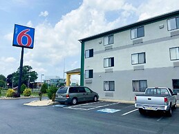 Motel 6 Lancaster, PA