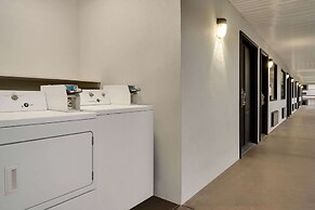 Super 8 by Wyndham Ocean Springs Biloxi