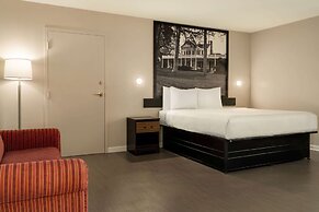 Super 8 by Wyndham Ocean Springs Biloxi