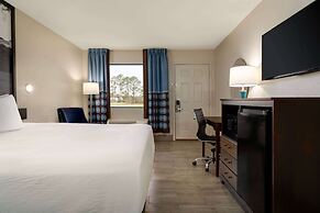 Super 8 by Wyndham Ocean Springs Biloxi