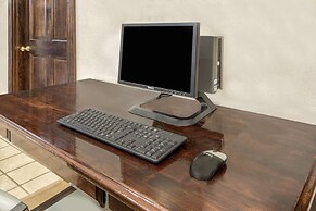 Super 8 by Wyndham Ocean Springs Biloxi