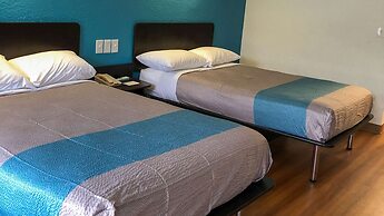 Motel 6 Daytona Beach, FL - Speedway