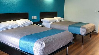 Motel 6 Daytona Beach, FL - Speedway