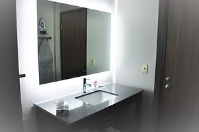 Country Inn & Suites by Radisson, Monterey Beachfront-Marina, CA