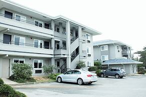 Country Inn & Suites by Radisson, Monterey Beachfront-Marina, CA