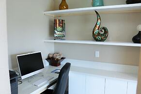 Country Inn & Suites by Radisson, Monterey Beachfront-Marina, CA