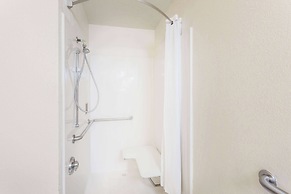 Super 8 by Wyndham Yuma