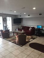 Super 8 by Wyndham College Station