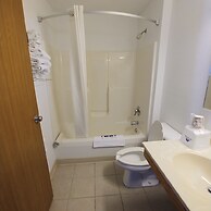 Americas Best Value Inn Charlotte, MI