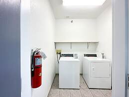 Blaine Town Inn & Suites