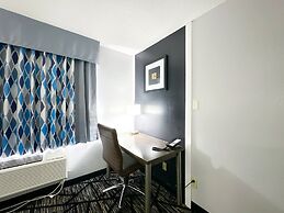 Blaine Town Inn & Suites