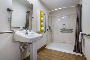 Motel 6 Pensacola, FL - NAS