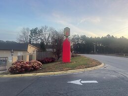 Super 8 by Wyndham Monroe