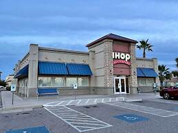Super 8 by Wyndham Casa Grande