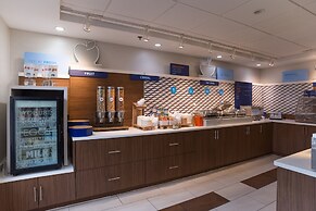 Holiday Inn Express Branford-New Haven by IHG