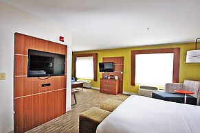Holiday Inn Express Branford-New Haven by IHG