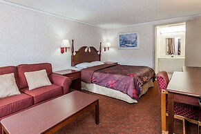 Knights Inn Farmington Hill