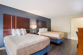 SureStay Hotel by Best Western Sarasota Lido Beach