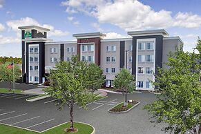 La Quinta Inn & Suites by Wyndham Columbus - Edinburgh