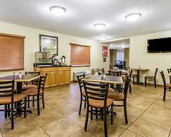 Quality Inn Macomb near University Area