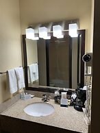 Quality Inn Macomb near University Area