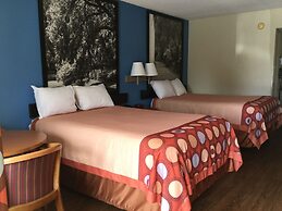 Super 8 by Wyndham Walterboro