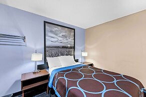 Super 8 by Wyndham Council Bluffs IA Omaha NE Area