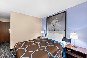 Super 8 by Wyndham Council Bluffs IA Omaha NE Area