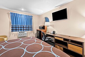 Super 8 by Wyndham Council Bluffs IA Omaha NE Area