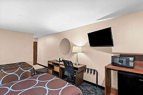 Super 8 by Wyndham Council Bluffs IA Omaha NE Area