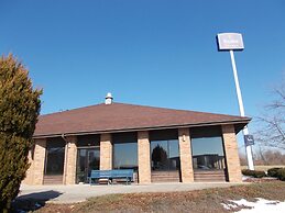 Royalton Inn and Suites Wilmington