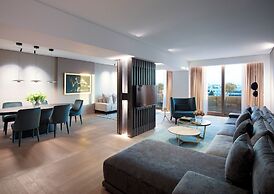 NJV Athens Plaza Hotel