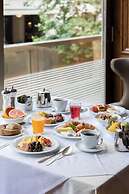 NJV Athens Plaza Hotel