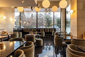 NJV Athens Plaza Hotel