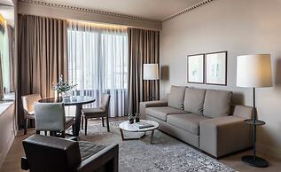 NJV Athens Plaza Hotel