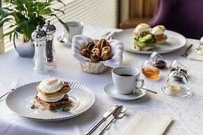 NJV Athens Plaza Hotel