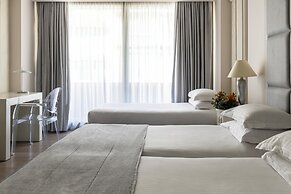 NJV Athens Plaza Hotel