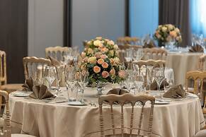 NJV Athens Plaza Hotel