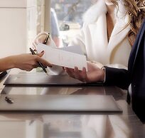 NJV Athens Plaza Hotel
