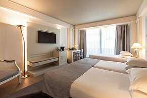 NJV Athens Plaza Hotel