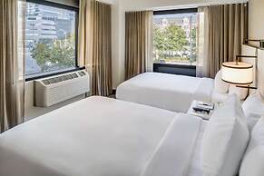 DoubleTree by Hilton Hotel & Suites Jersey City