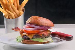 Hotel Chicago Downtown, Autograph Collection by Marriott